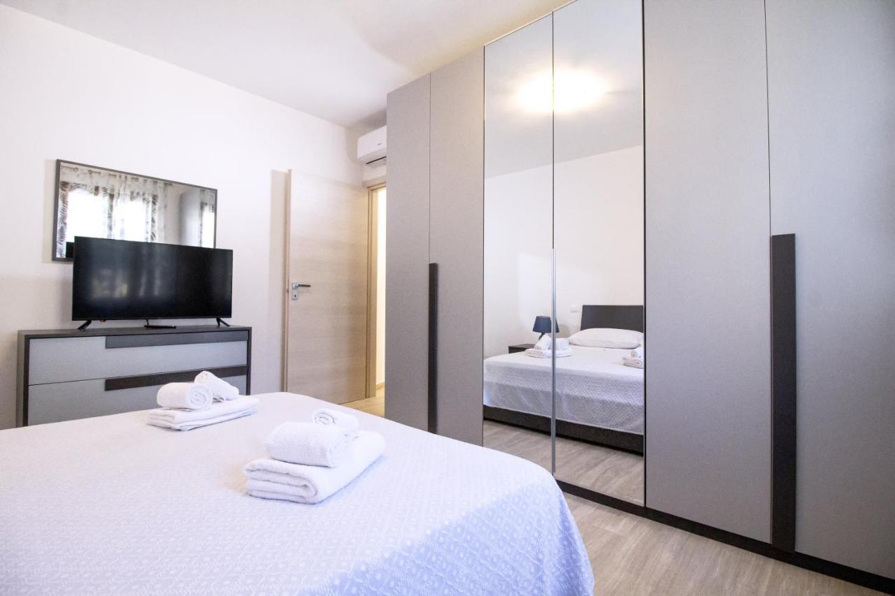 Dd House Family Holiday Apartment Cecina  Dış mekan fotoğraf